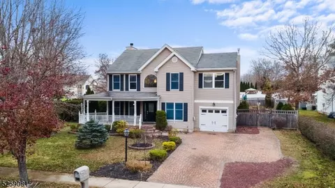 102 Hollow Oak Ln, Stafford Township, NJ 08050