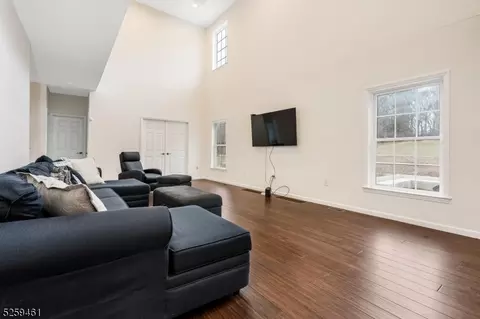 162 Perryville Rd, Hampton, NJ 08827 photo 8