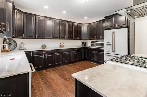 162 Perryville Rd, Hampton, NJ 08827 photo 3