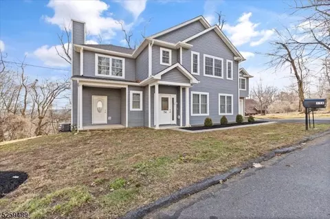 114 Preston Dr, Long Hill, NJ 07933
