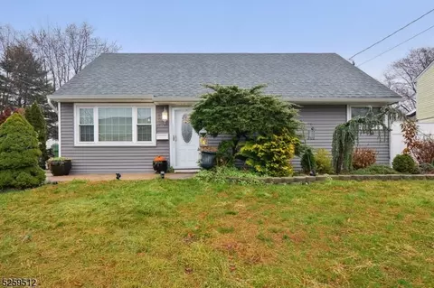 19 Richmond Rd, Edison, NJ 08817