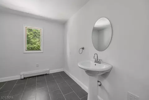 69 Colonial Rd, Wayne, NJ 07470 photo 22