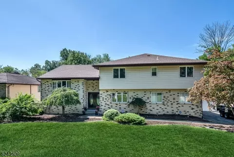 69 Colonial Rd, Wayne, NJ 07470 photo 1