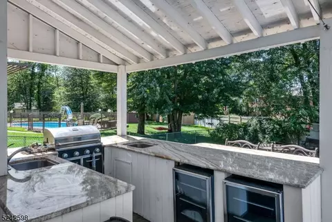 69 Colonial Rd, Wayne, NJ 07470 photo 26
