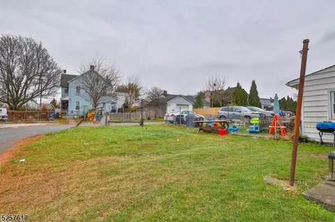 265 Prospect St #1, Phillipsburg, NJ 08865