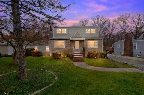 160 Valley Rd, Wayne, NJ 07470 photo 3