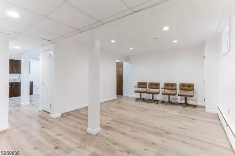 160 Valley Rd, Wayne, NJ 07470 photo 24