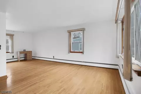 160 Valley Rd, Wayne, NJ 07470 photo 8