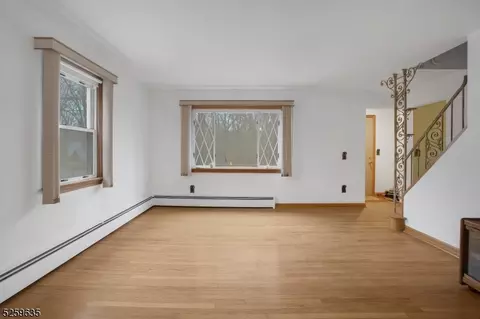 160 Valley Rd, Wayne, NJ 07470 photo 6