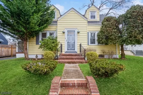 22 King Ave, Trenton, NJ 08638