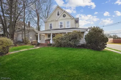 32 Academy Rd, Caldwell, NJ 07006