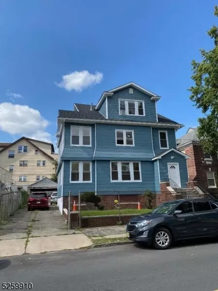 361-363 Osborne Ter, Newark, NJ 07112