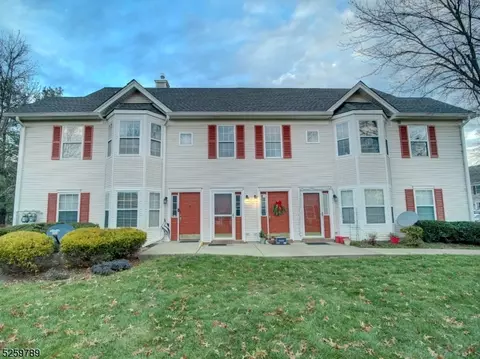 76 Williamson Ct #76, Bridgewater, NJ 08807