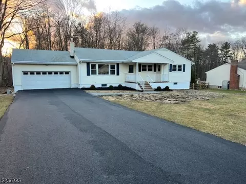 26 Ashwood Ave, Randolph, NJ 07869