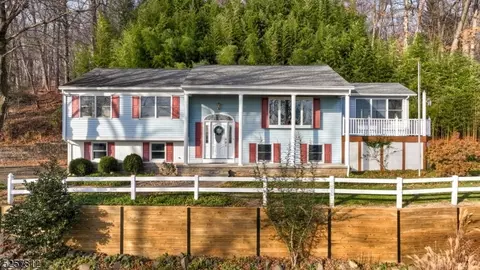 22 Assante Ln, Bridgewater Twp, NJ 08836