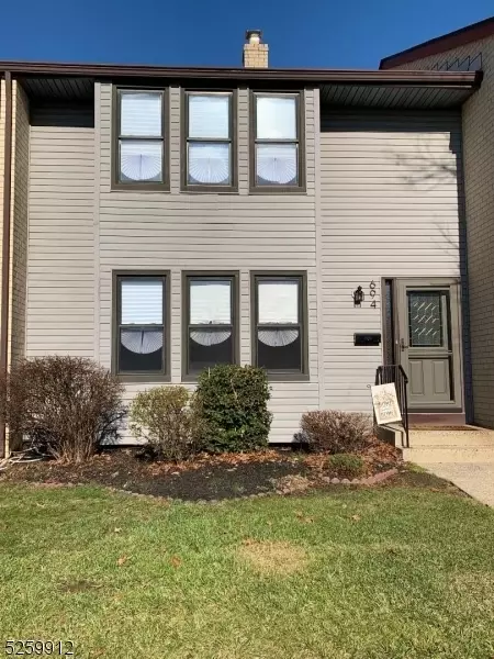 694 Twin Rivers Dr, East Windsor Twp, NJ 08520