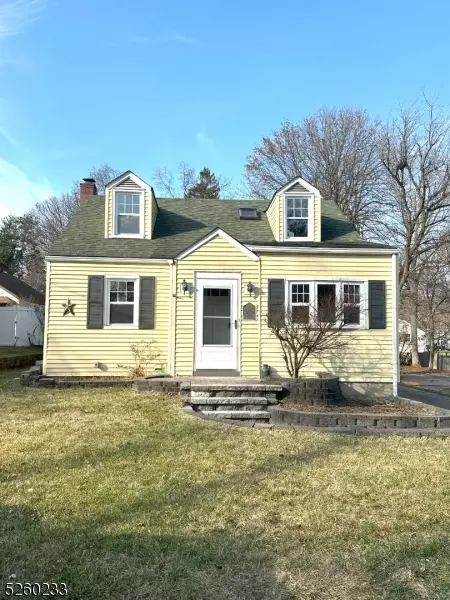 6 Ridgewood Ave, Newton, NJ 07860