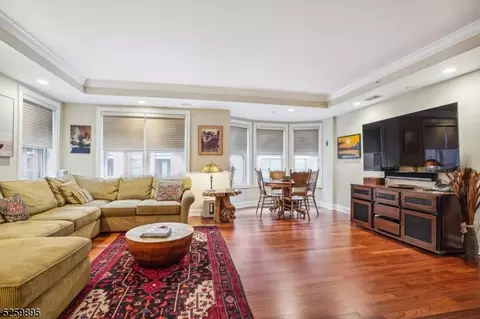 40 West Park UNIT 305, Morristown, NJ 07960