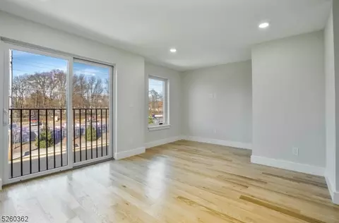 697 S 2nd St, Plainfield, NJ 07060 photo 19