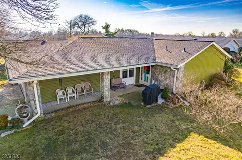 305 Flanders Rd # A, Monroe Township, NJ 08831