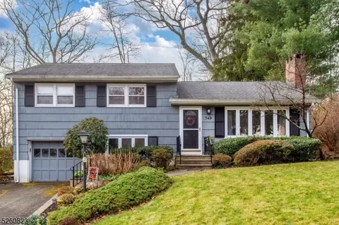 349 Ackerman St, Mountainside, NJ 07092