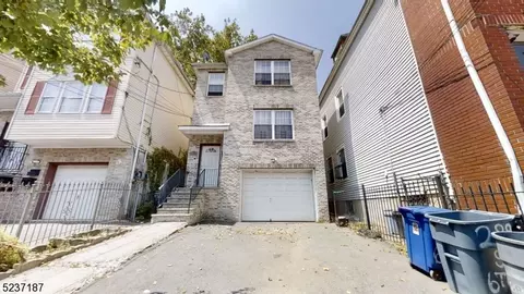 289 S 6th St, Newark, NJ 07103