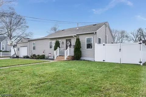 3 Lowell Pl, Franklin Twp, NJ 08873