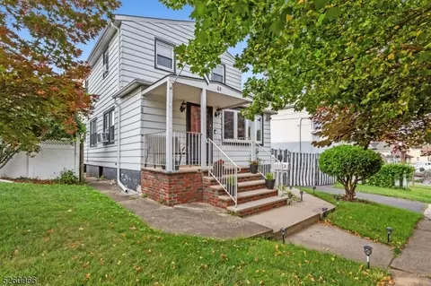 65 Krakow St, Garfield, NJ 07026