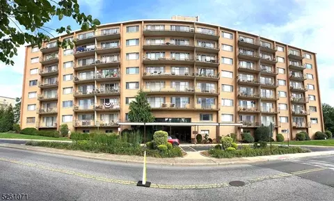 265 Main St #302, Ridgefield Park, NJ 07660