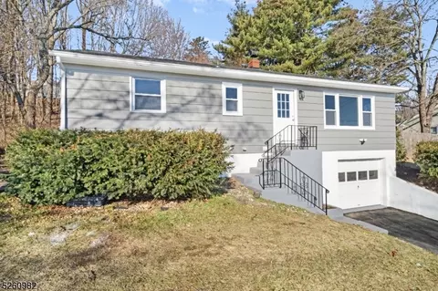 20 Loomis Ave, Sussex, NJ 07461