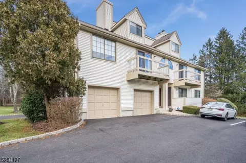 2606 Hemlock Pl, Basking Ridge, NJ 07920