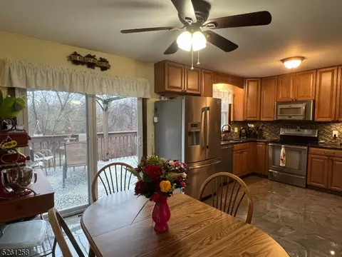561 Charlestown Rd, Hampton, NJ 08827 photo 9