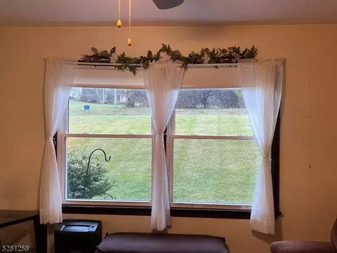 561 Charlestown Rd, Hampton, NJ 08827 photo 6