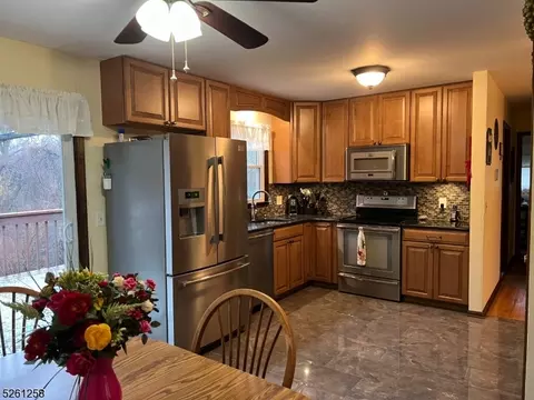 561 Charlestown Rd, Hampton, NJ 08827 photo 12