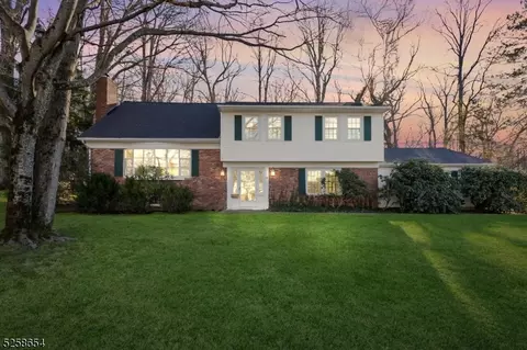 74 Walnut St, New Providence, NJ 07974
