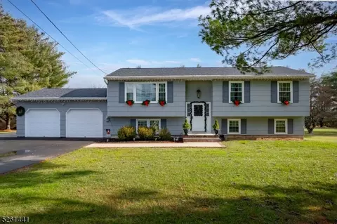 112 Rockafellows Mill Rd, Flemington, NJ 08822
