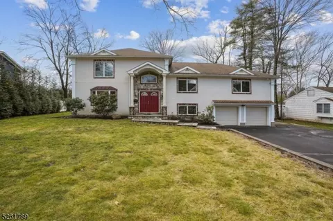 6 Afton Dr, Florham Park, NJ 07932