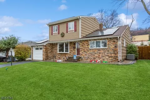 258 Cedar St, North Plainfield, NJ 07060