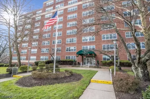 926 Bloomfield Ave #4B, Glen Ridge, NJ 07028