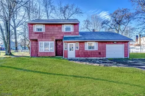 484 Halsey Rd, North Brunswick Twp, NJ 08902