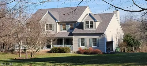 30 N Mount Lebanon Rd, Washington Twp, NJ 07853