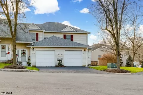 26 Dara Dr # -1, East Hanover, NJ 07936