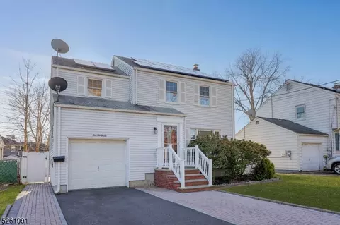 536 W Lake Ave, Rahway, NJ 07065