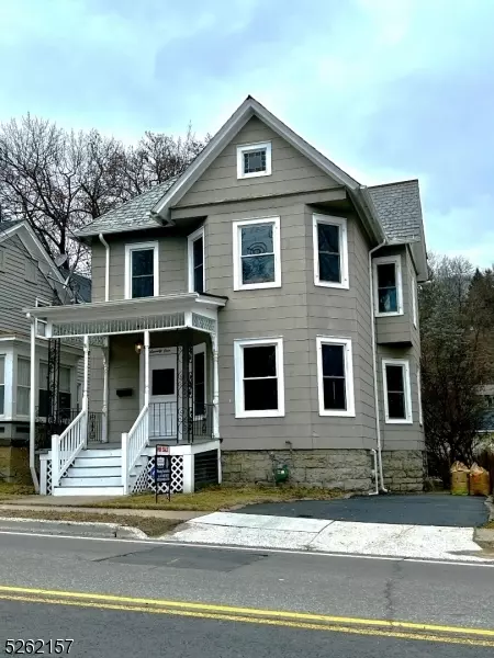 71 High St, Newton, NJ 07860
