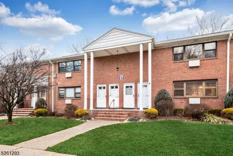 17 C Colonial Dr #C, Little Falls, NJ 07424