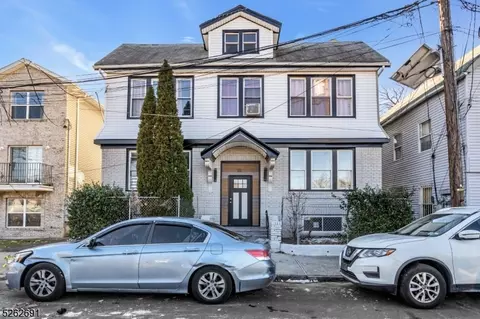 8 Edmonds, Newark, NJ 07112