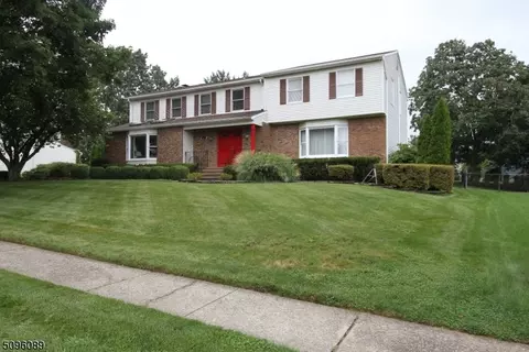 11 Wittig Ter, Wayne, NJ 07470