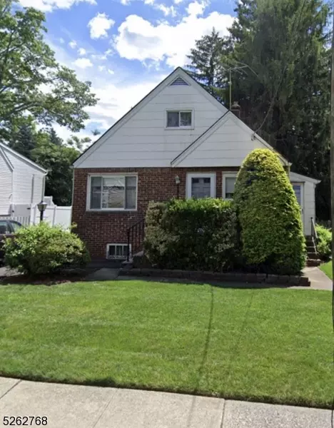 14 Jefferson Ave, Hasbrouck Heights, NJ 07604