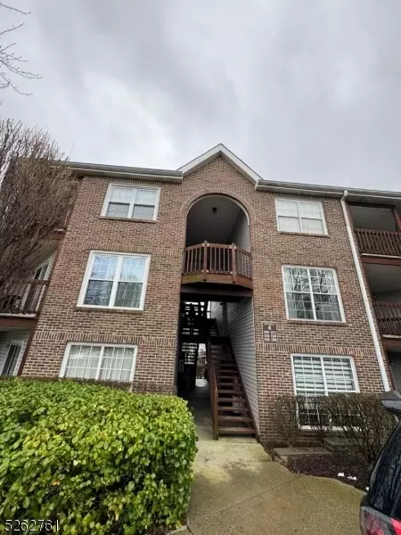 1516 Westgate Dr, Fort Lee, NJ 07024