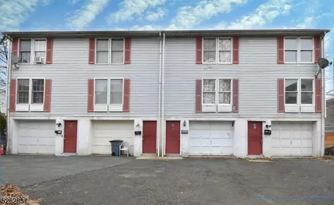54 Bruen Ave #4, Irvington, NJ 07111